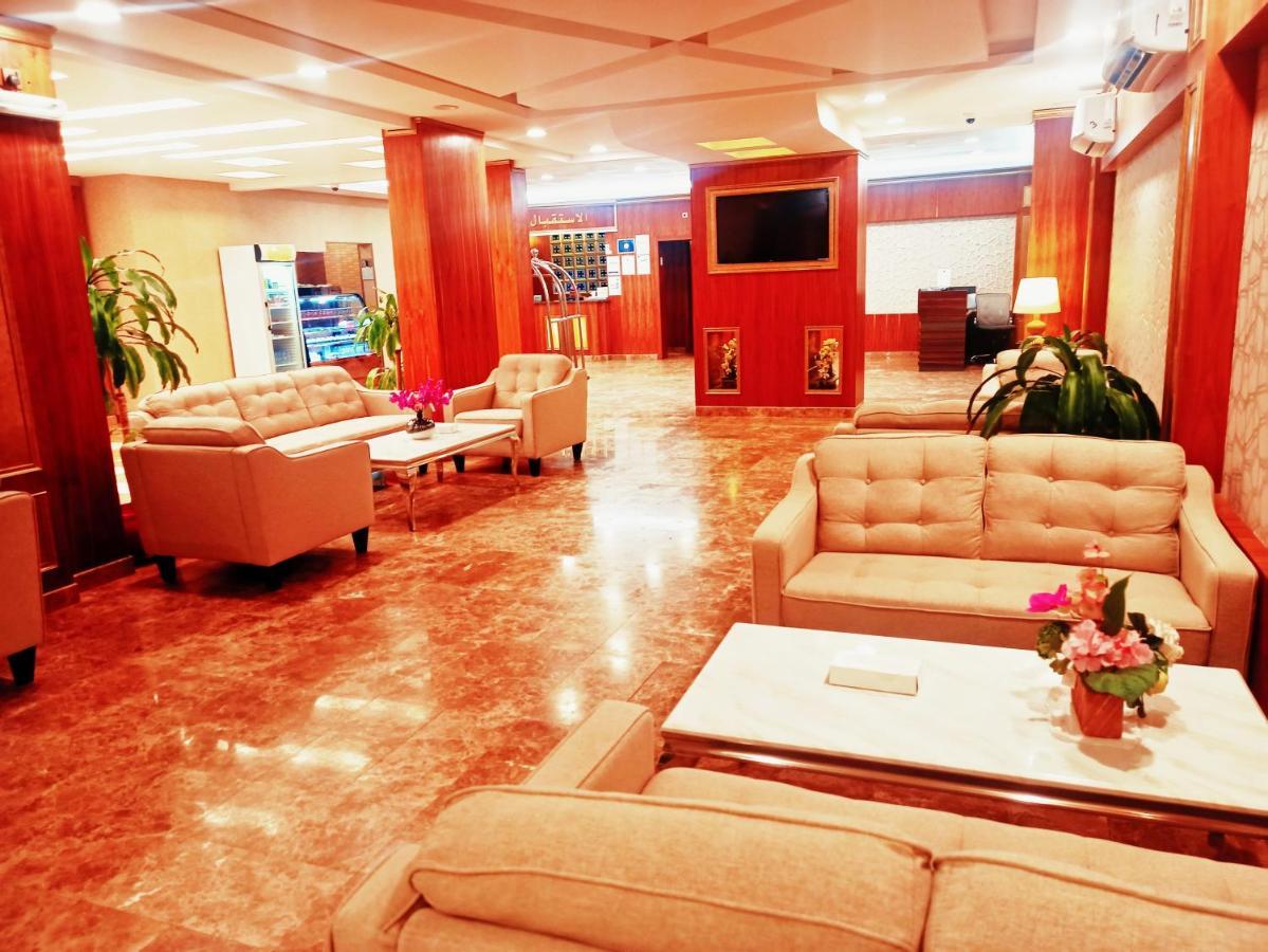 Taraf Yanbu 2 Aparthotel Exteriör bild