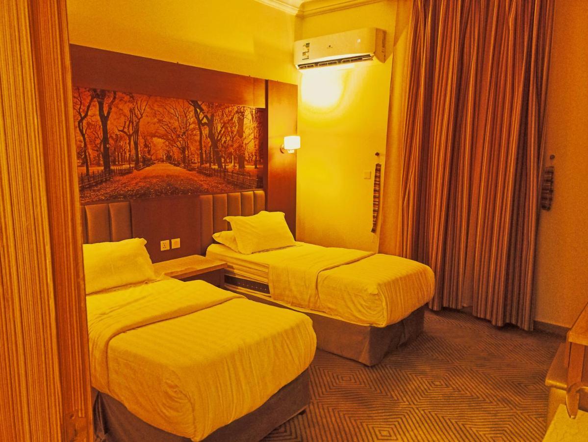 Taraf Yanbu 2 Aparthotel Exteriör bild