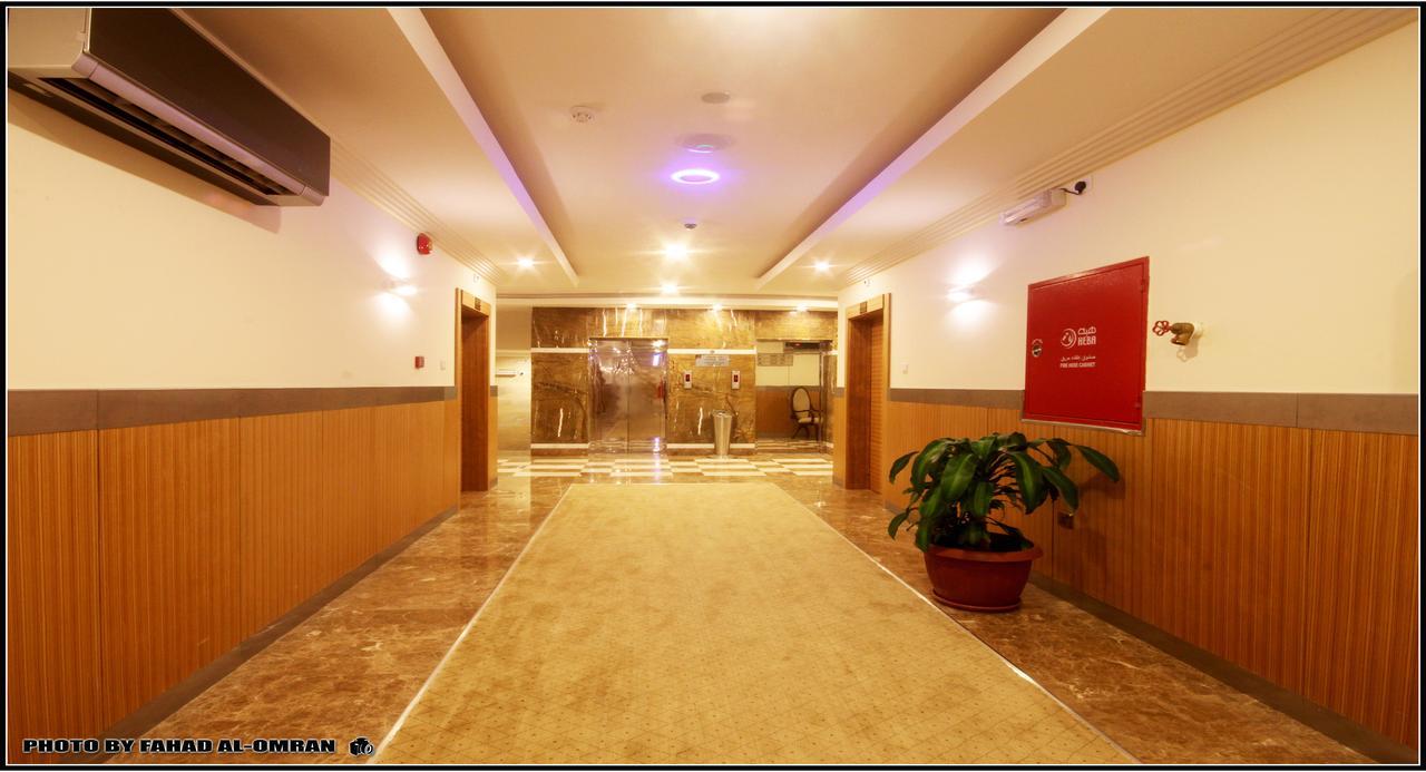 Taraf Yanbu 2 Aparthotel Exteriör bild