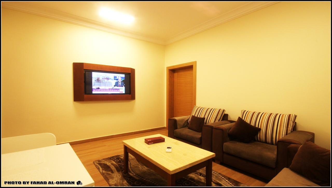 Taraf Yanbu 2 Aparthotel Exteriör bild